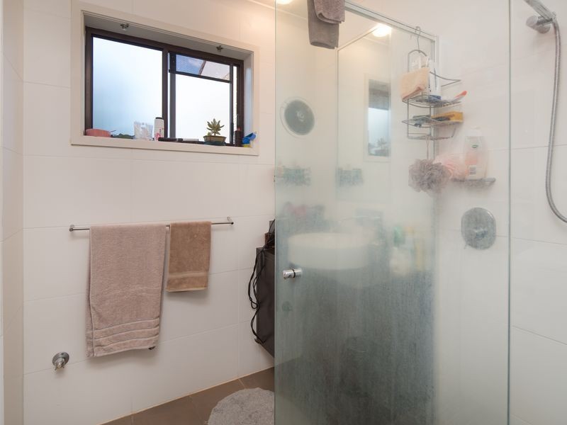 11/25 Ahern Street, Labrador QLD 4215