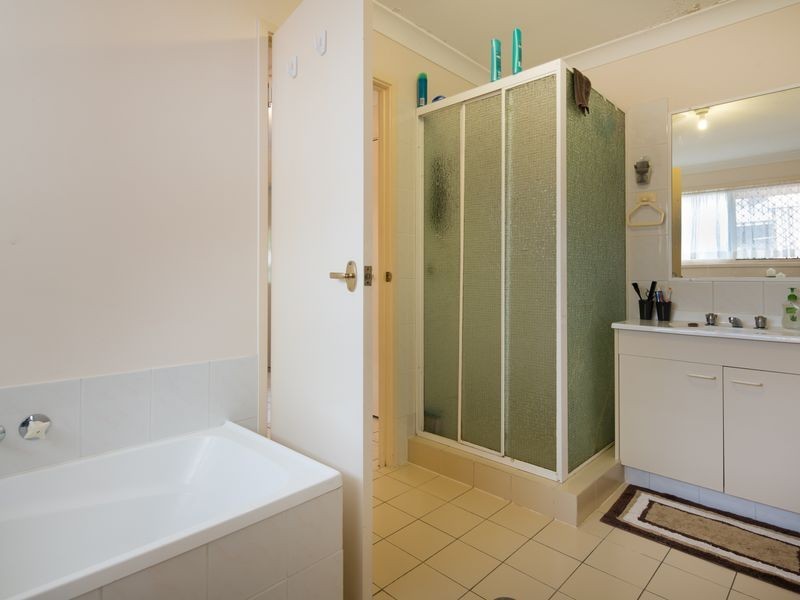 35/21 Usher Avenue, Labrador QLD 4215