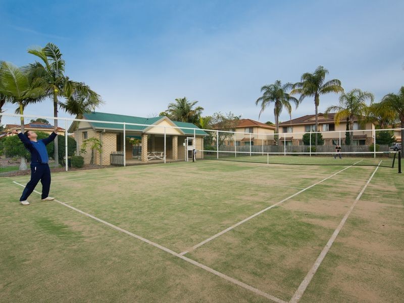 35/21 Usher Avenue, Labrador QLD 4215