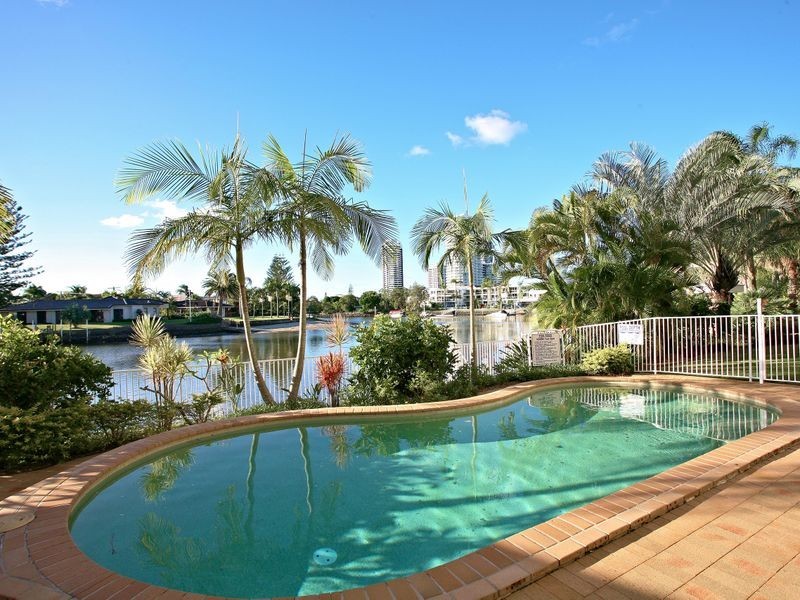 10/11 Taylor Street, Biggera Waters QLD 4216