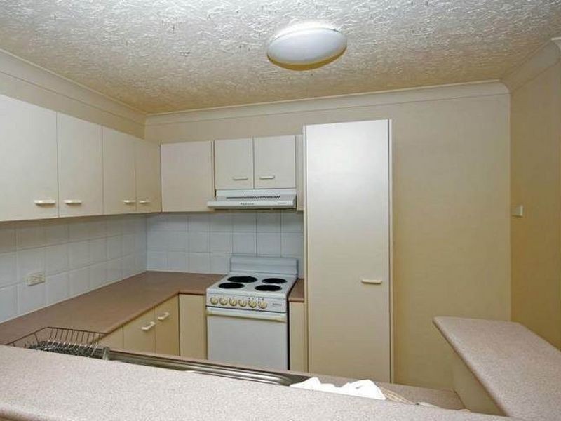 10/11 Taylor Street, Biggera Waters QLD 4216