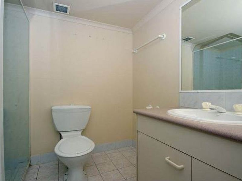 10/11 Taylor Street, Biggera Waters QLD 4216