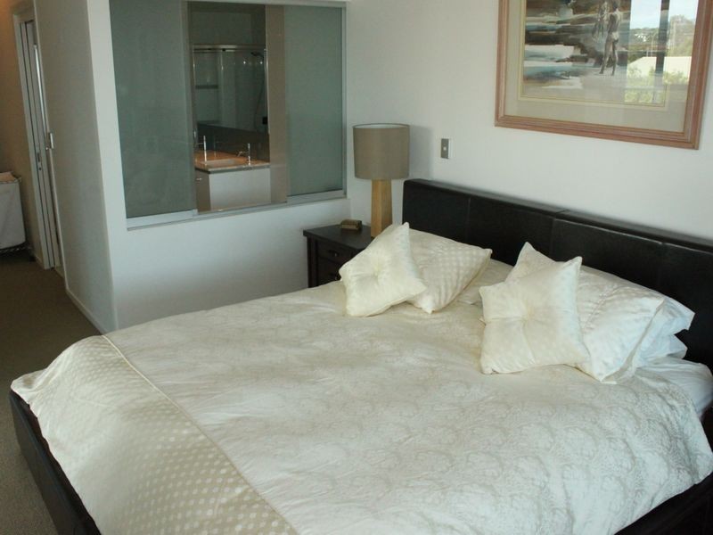 206/300 Marine Parade, Labrador QLD 4215