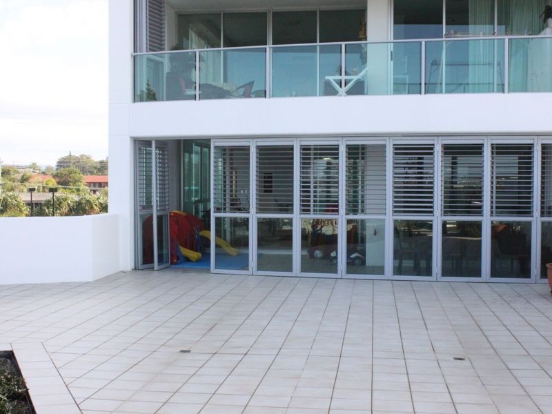 206/300 Marine Parade, Labrador QLD 4215