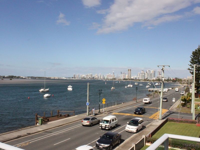 206/300 Marine Parade, Labrador QLD 4215