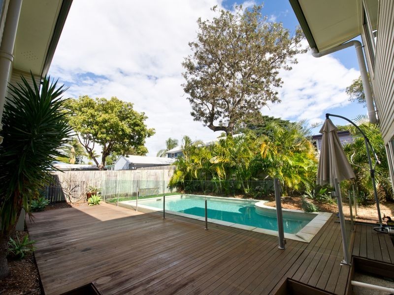 76 Muir Street, Labrador QLD 4215