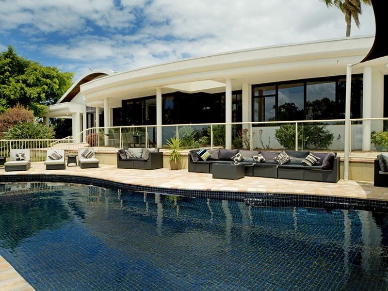 11 River Cove Place, Helensvale QLD 4212