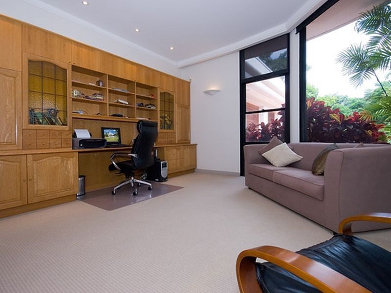 11 River Cove Place, Helensvale QLD 4212