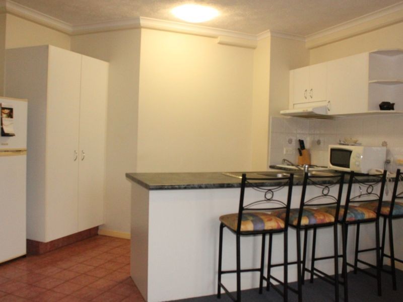 16/10 Bath Street, Labrador QLD 4215
