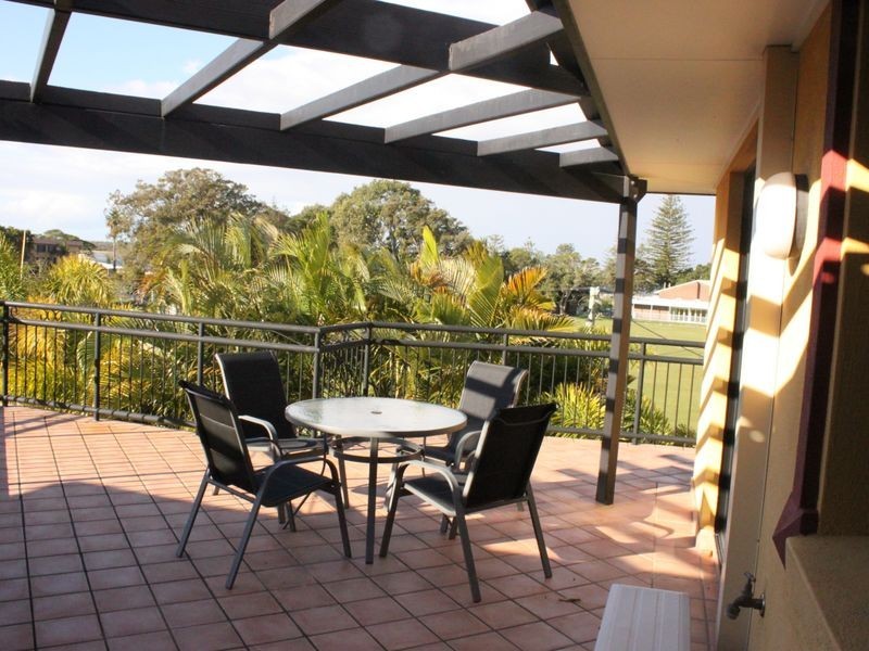 27/10 Bath Street, Labrador QLD 4215