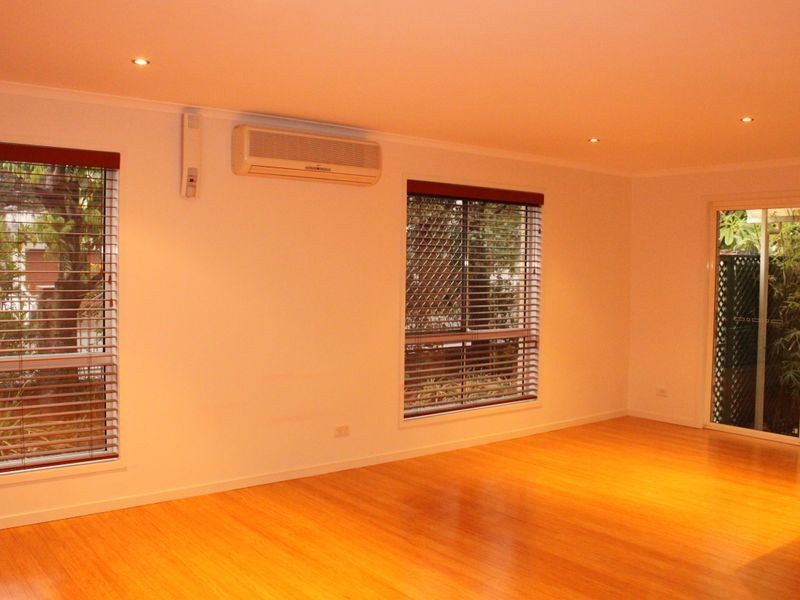 1/36 Broad Street, Labrador QLD 4215