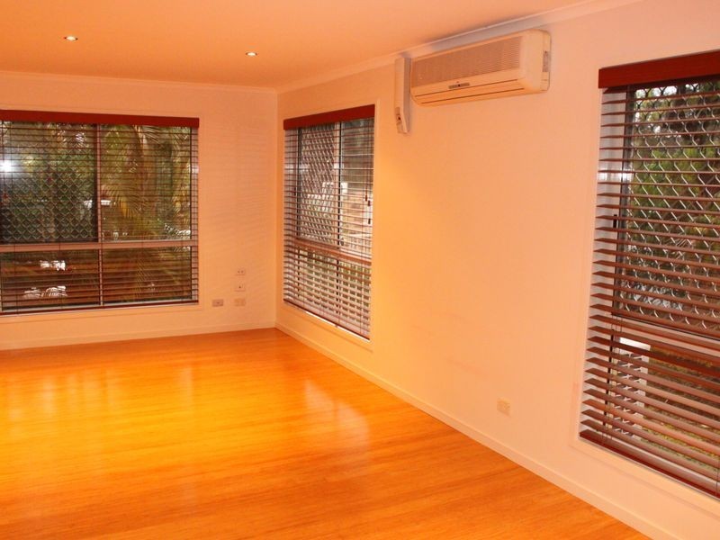 1/36 Broad Street, Labrador QLD 4215