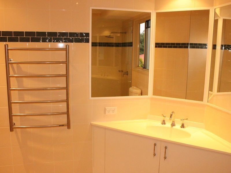 1/36 Broad Street, Labrador QLD 4215