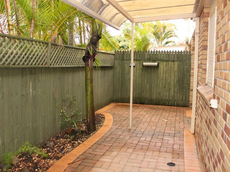 1/36 Broad Street, Labrador QLD 4215