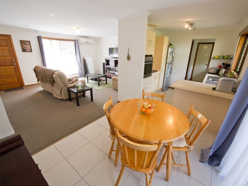 2/153 Government Road, Labrador QLD 4215