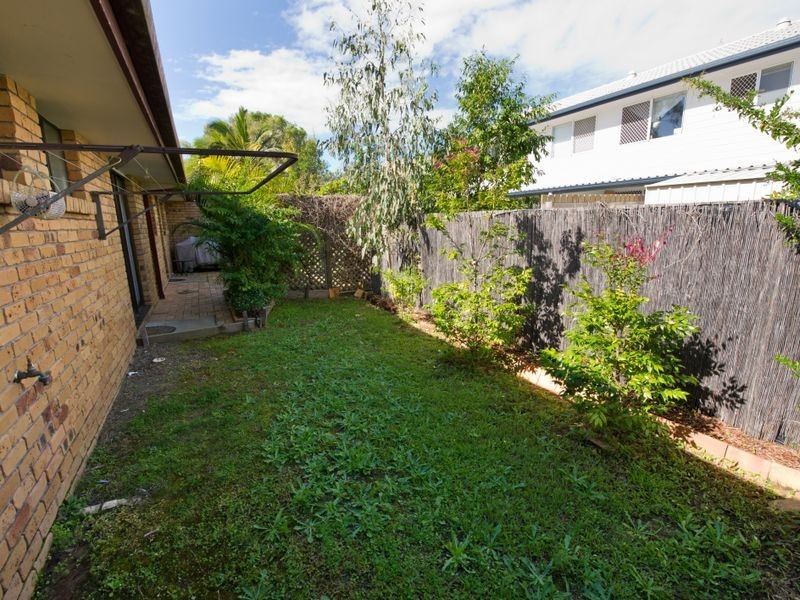 2/153 Government Road, Labrador QLD 4215