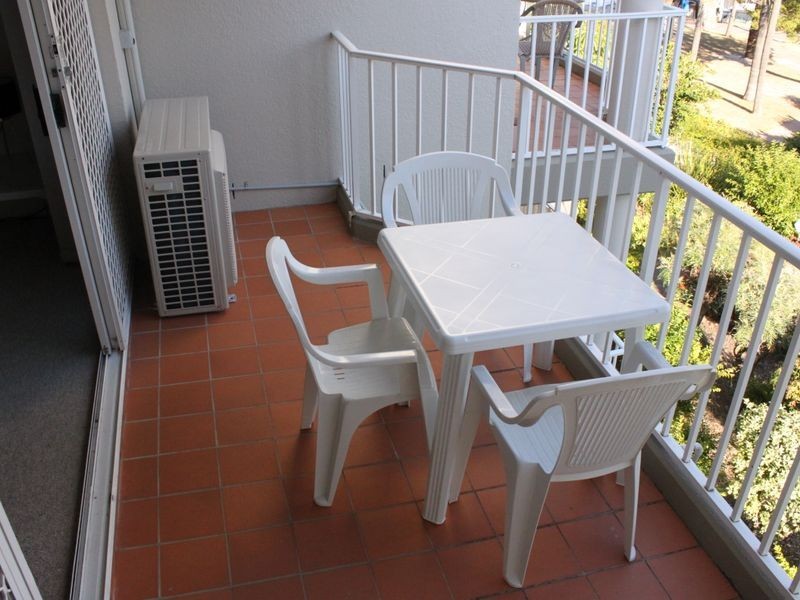 43/37 Bayview Street, Runaway Bay QLD 4216