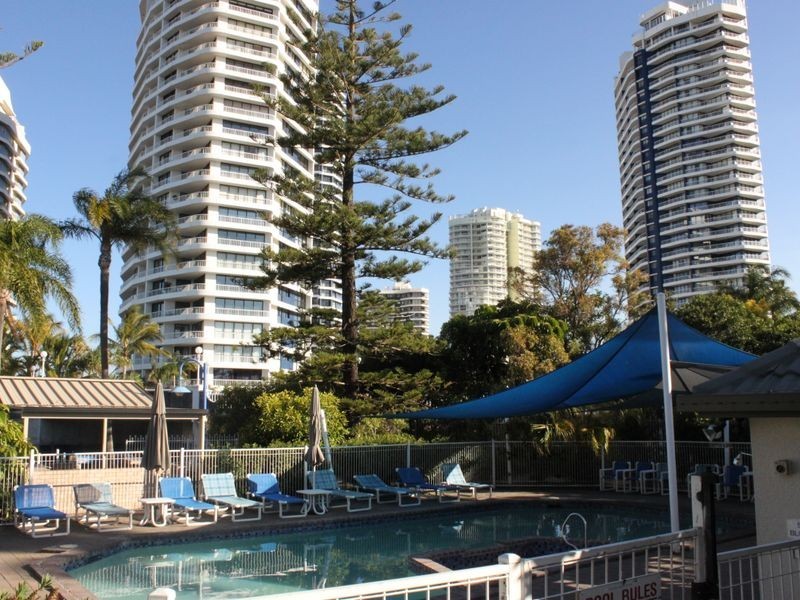 43/37 Bayview Street, Runaway Bay QLD 4216