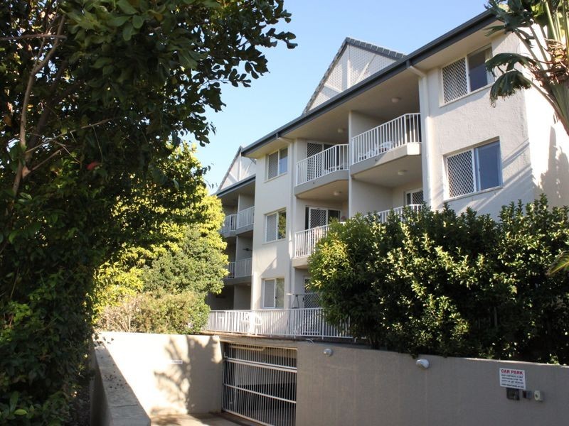 43/37 Bayview Street, Runaway Bay QLD 4216