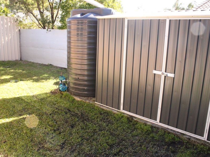 2/4 Kenny Drive, Labrador QLD 4215