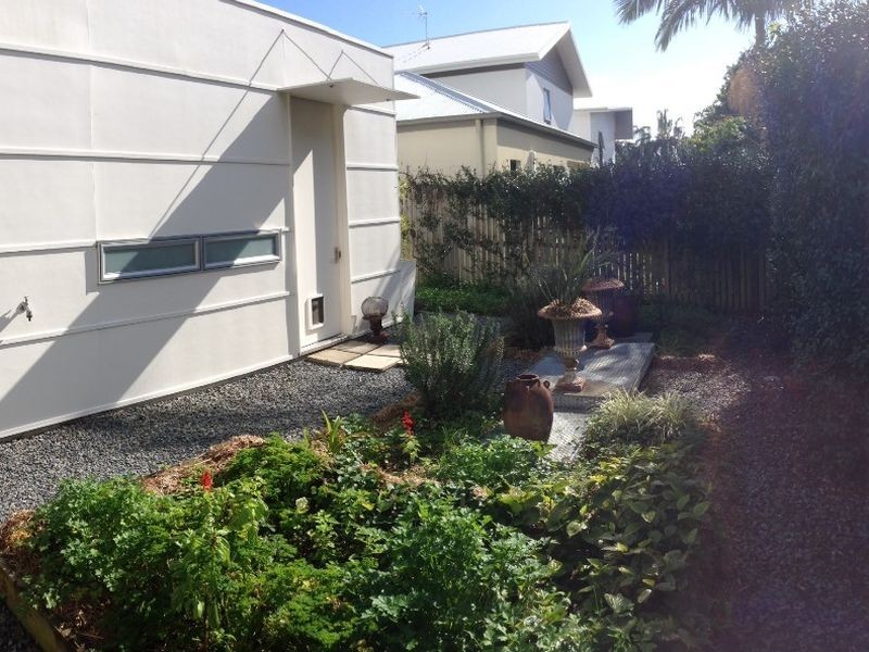 29 Ernest Street, Labrador QLD 4215