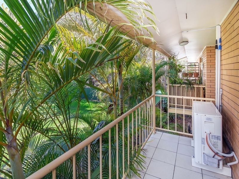 7/4 Sunshine Court, Labrador QLD 4215