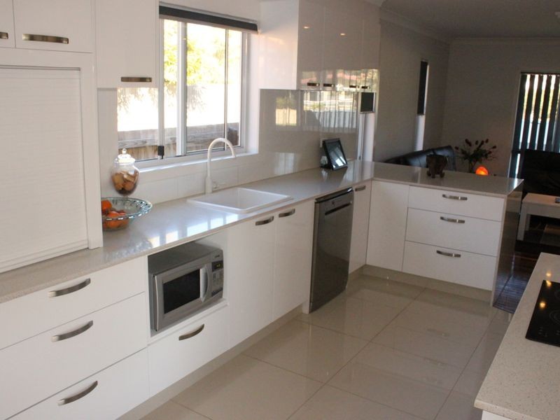 17 Gordon Street, Labrador QLD 4215