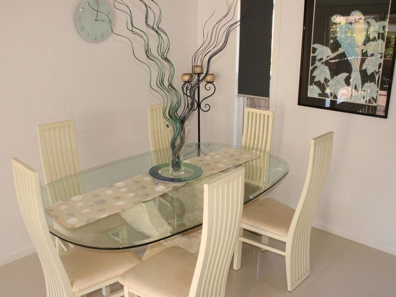 17 Gordon Street, Labrador QLD 4215