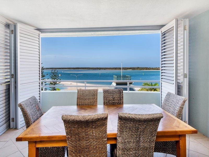 501/360 Marine Parade, Labrador QLD 4215