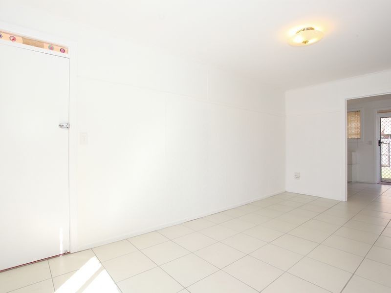 1 & 2/8 Phillip Street, Labrador QLD 4215