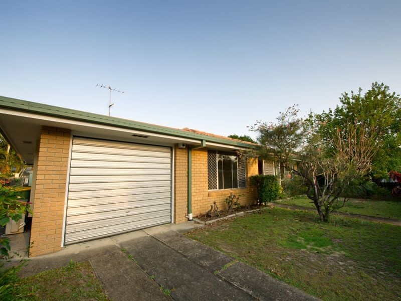 231 Turpin Road, Labrador QLD 4215