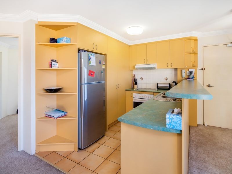 6/89 Frank Street, Labrador QLD 4215