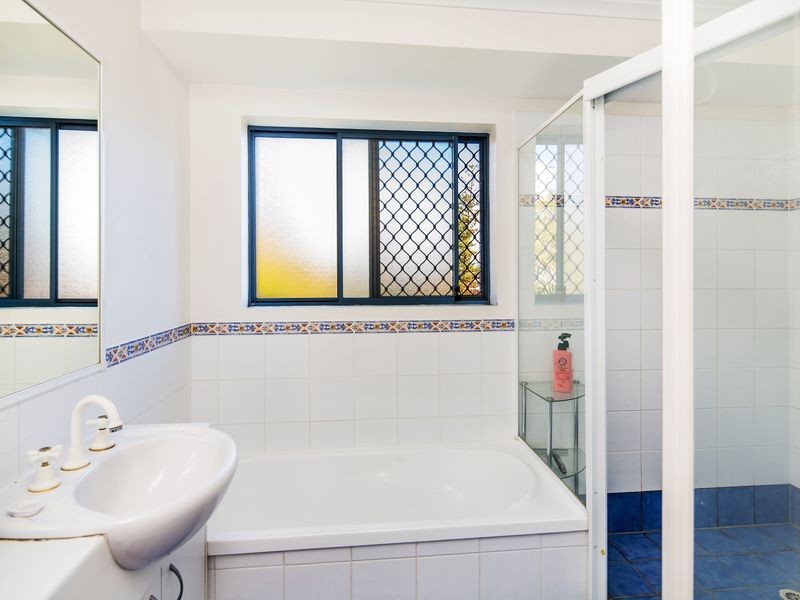 6/89 Frank Street, Labrador QLD 4215