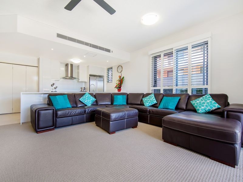 1/31 Loder Street, Biggera Waters QLD 4216