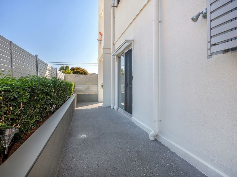 1/31 Loder Street, Biggera Waters QLD 4216