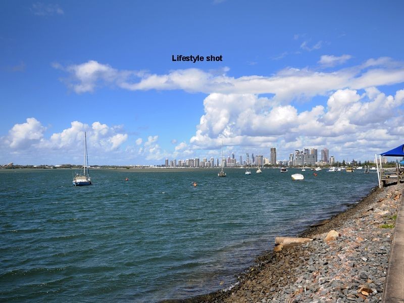 23/115 Frank Street, Labrador QLD 4215