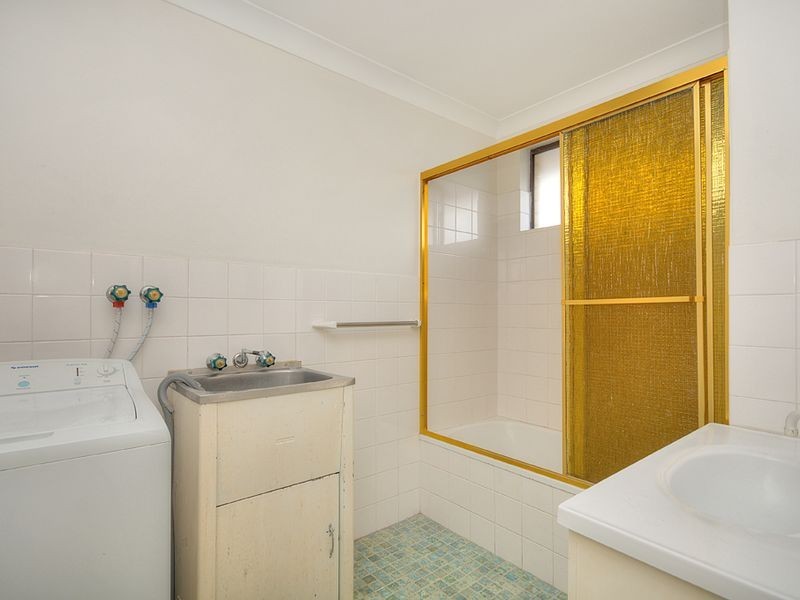 23/115 Frank Street, Labrador QLD 4215