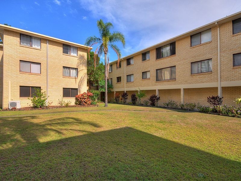 23/115 Frank Street, Labrador QLD 4215