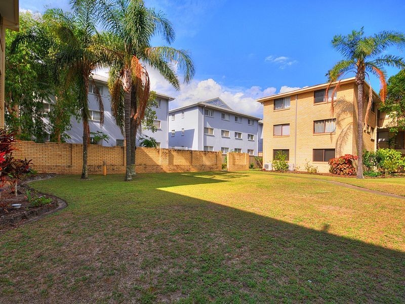 23/115 Frank Street, Labrador QLD 4215