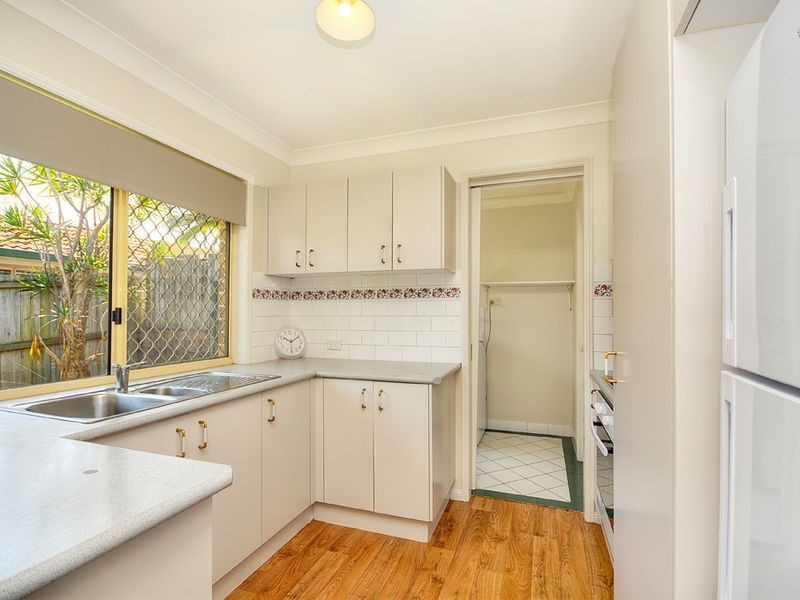 1/101 Whiting Street, Labrador QLD 4215