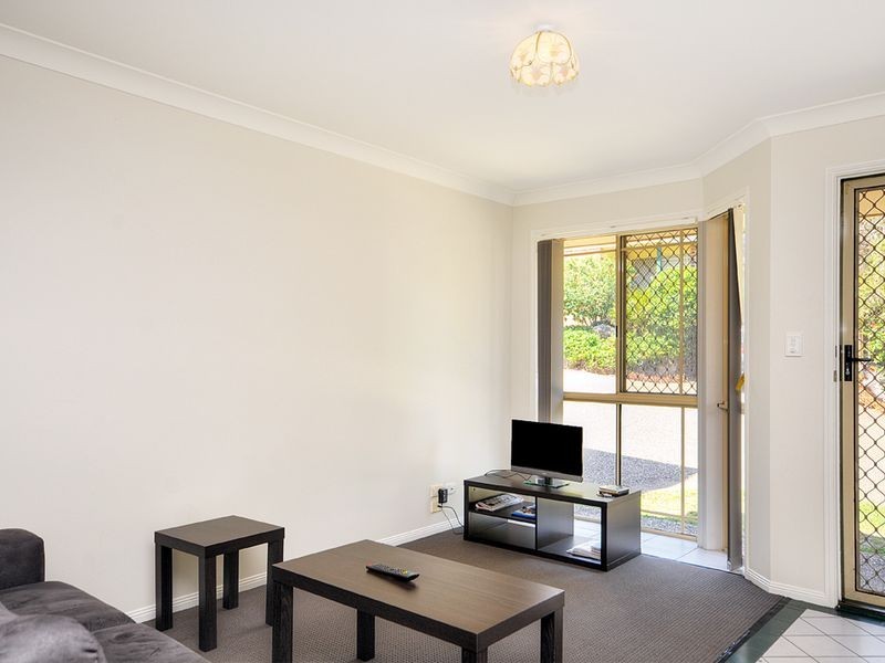 1/101 Whiting Street, Labrador QLD 4215