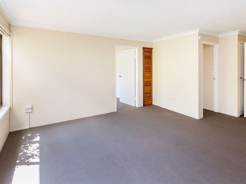 2/9 Brighton Street, Biggera Waters QLD 4216