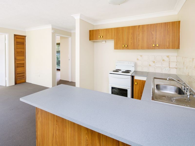 2/9 Brighton Street, Biggera Waters QLD 4216