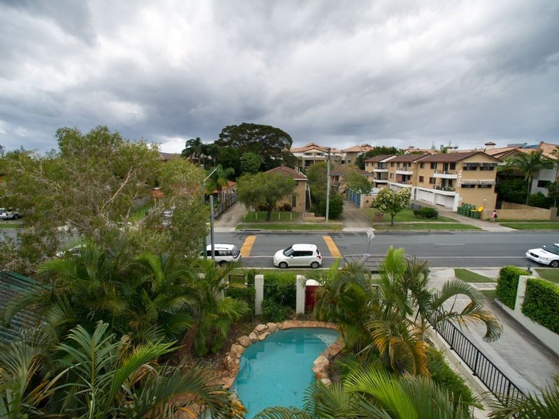 7/26 Bath Street, Labrador QLD 4215