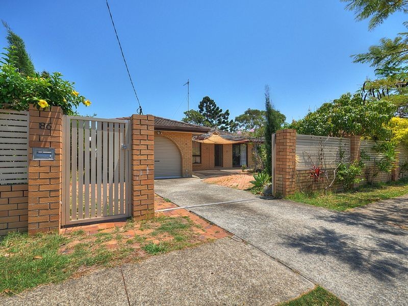 86 Muir Street, Labrador QLD 4215