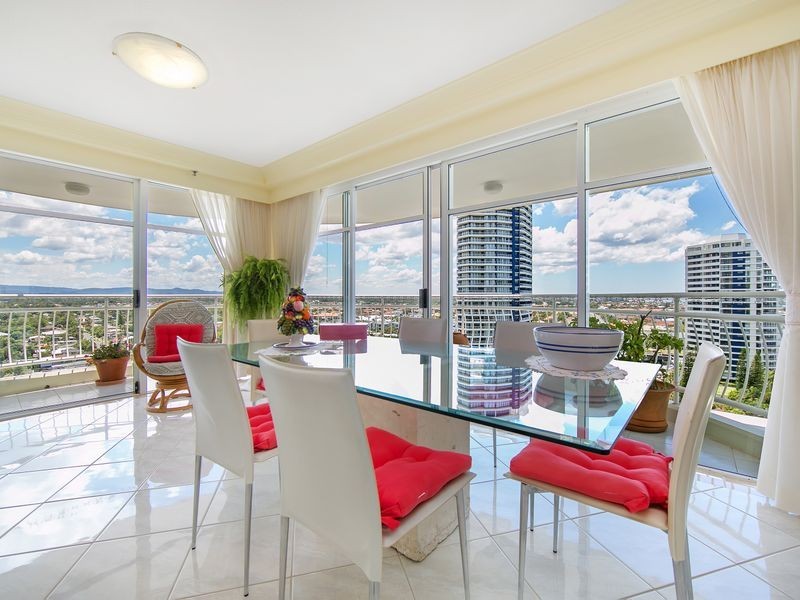 14A/5 Bayview Street, Runaway Bay QLD 4216