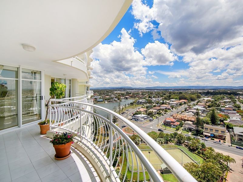 14A/5 Bayview Street, Runaway Bay QLD 4216