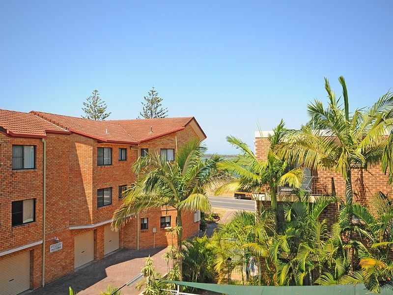 36/490 Marine Parade, Biggera Waters QLD 4216