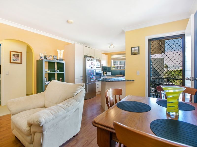 6/24 Madang Crescent, Runaway Bay QLD 4216