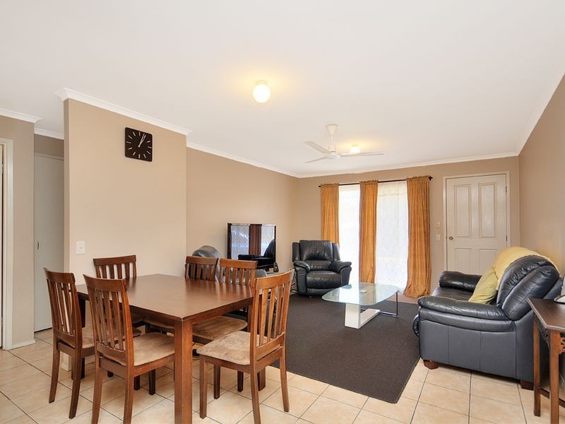 1/191 Olsen Avenue, Labrador QLD 4215